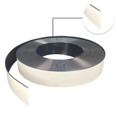 Iklan LED Channel Letter Coil Putih Hitam Trim Cap Letter