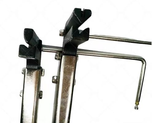 Penguin bentuk vertikal melengkung pembendung manual tang logam saluran surat alat lentur