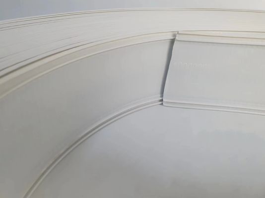 Warna putih Channel Letter Trim Cap Dengan Kekerasan Aluminium 70MM 76MM 93MM