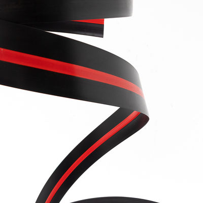 Panjang tahan saluran Surat Trim Cap 2mm Ketebalan LED Light Signage Bottom